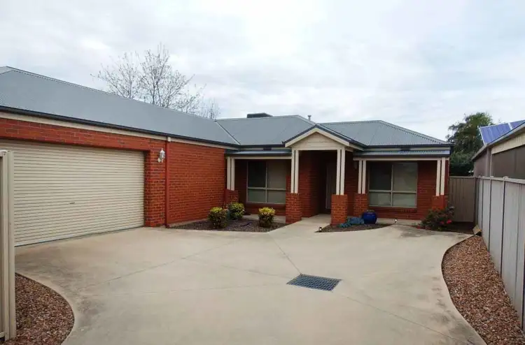 2/3 Page Court, Shepparton VIC 3630
