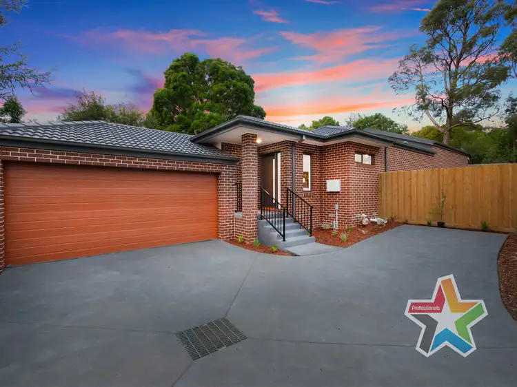 Main view of Homely house listing, 33a Lemongrove Crescent, Croydon Hills VIC 3136