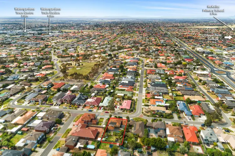Fifth view of Homely house listing, 28 Chittenup Bend, Sydenham VIC 3037