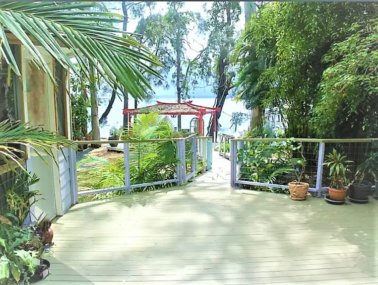 94 Timothy Street, Macleay Island QLD 4184