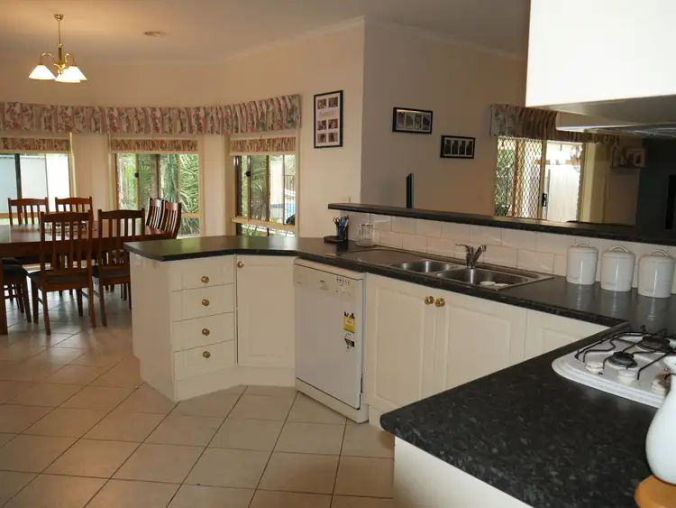 Second view of Homely house listing, 6 Warren Court, Shepparton VIC 3630