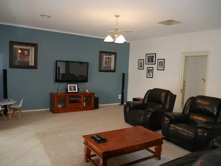 Fifth view of Homely house listing, 6 Warren Court, Shepparton VIC 3630