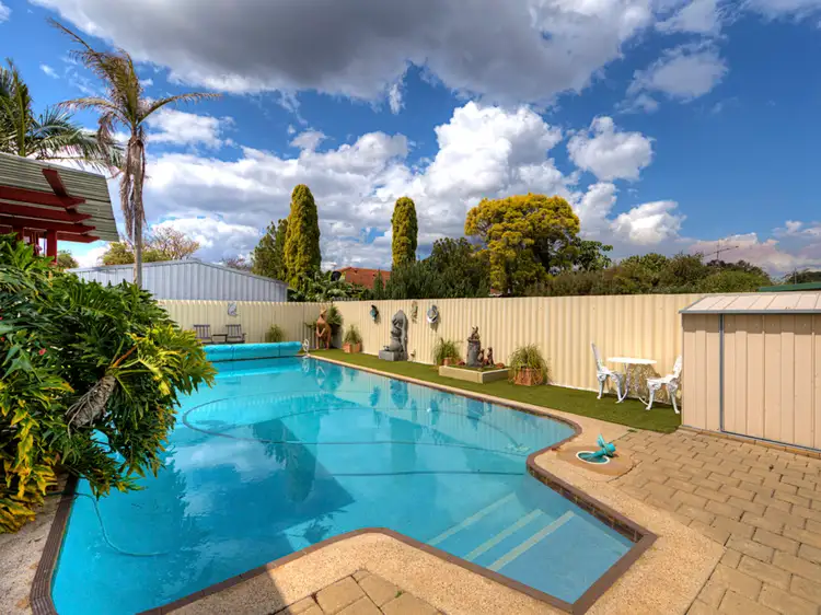 58 Linden Way, Forrestfield WA 6058