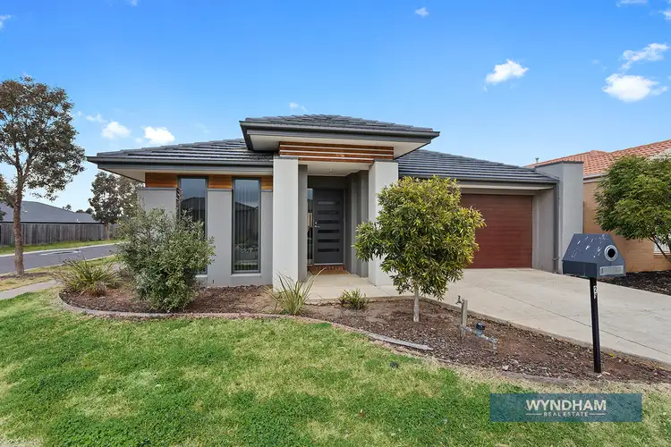 25 Yellow Gum Way, Manor Lakes VIC 3024