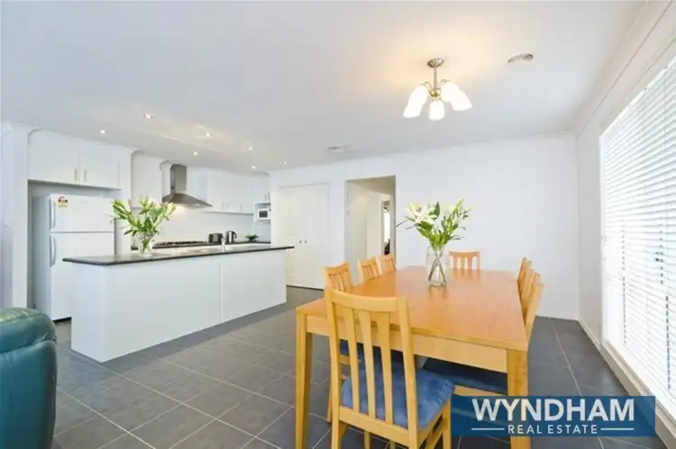 Seventh view of Homely house listing, 11 Maclarens Close, Manor Lakes VIC 3024