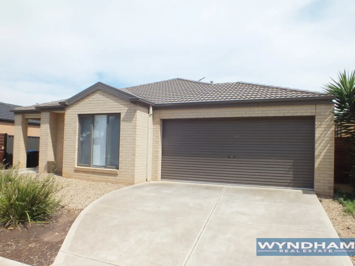 Main view of Homely house listing, 19 Cardinia Grove, Manor Lakes VIC 3024
