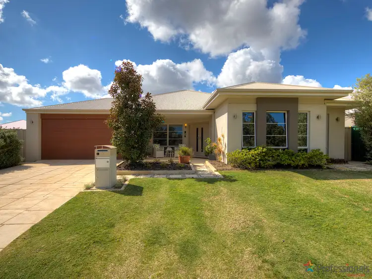 6 Tyler Mews, Forrestfield WA 6058