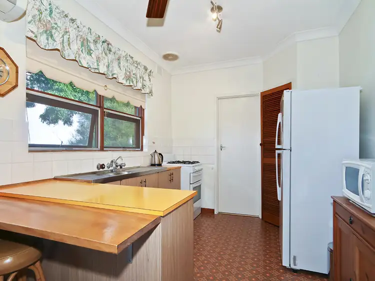 Fourth view of Homely house listing, 31 Burns Court, Morphett Vale SA 5162