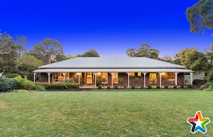 13 Chapman Court, Mooroolbark VIC 3138