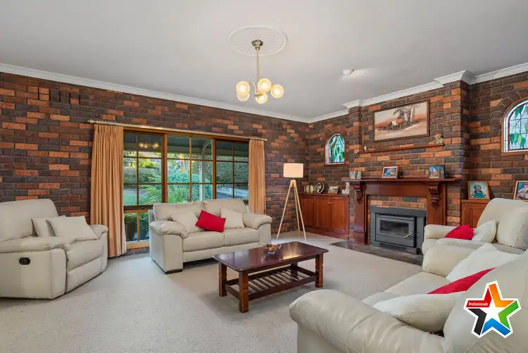 Second view of Homely house listing, 13 Chapman Court, Mooroolbark VIC 3138