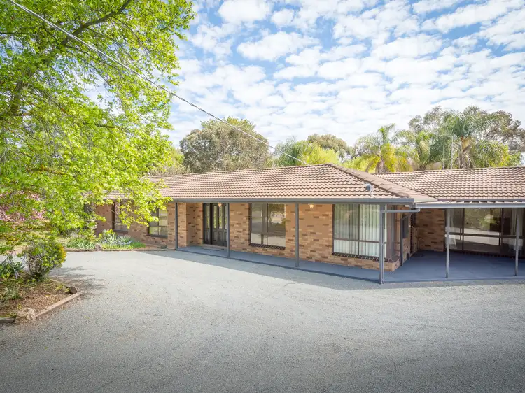 7 Cuthbert Court, Grahamvale VIC 3631