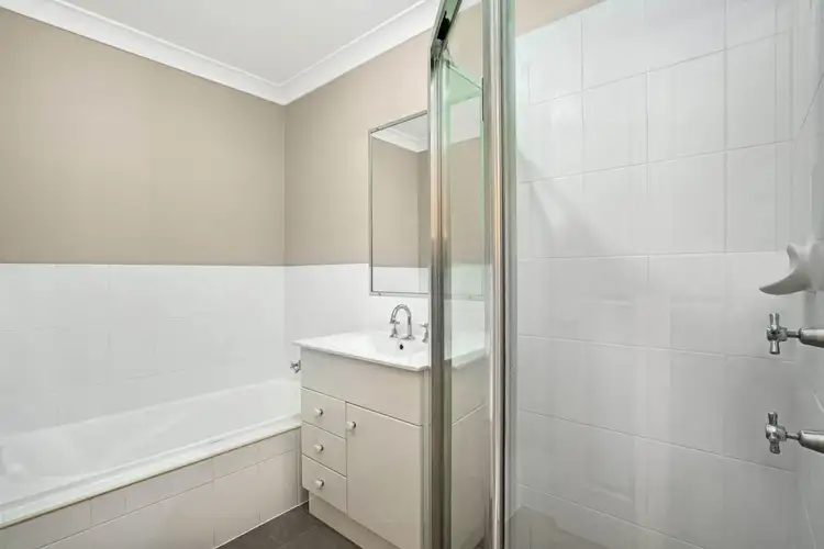 Fifth view of Homely house listing, 1/79 Worcester Drive, East Maitland NSW 2323