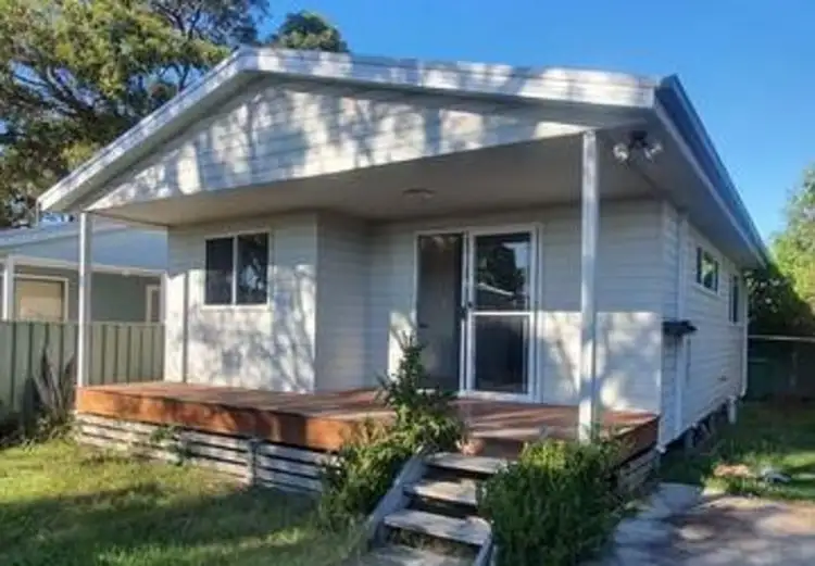 15A MacKenzie Avenue