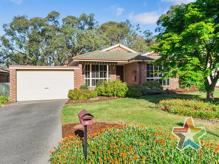 Second view of Homely house listing, 31 Manifold Court, Croydon South VIC 3136
