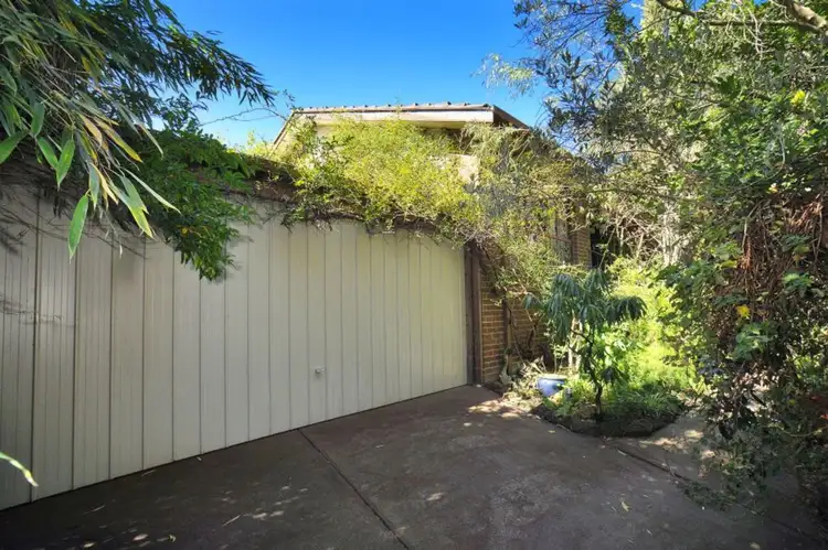 39 Cornelius Drive, Wantirna South VIC 3152