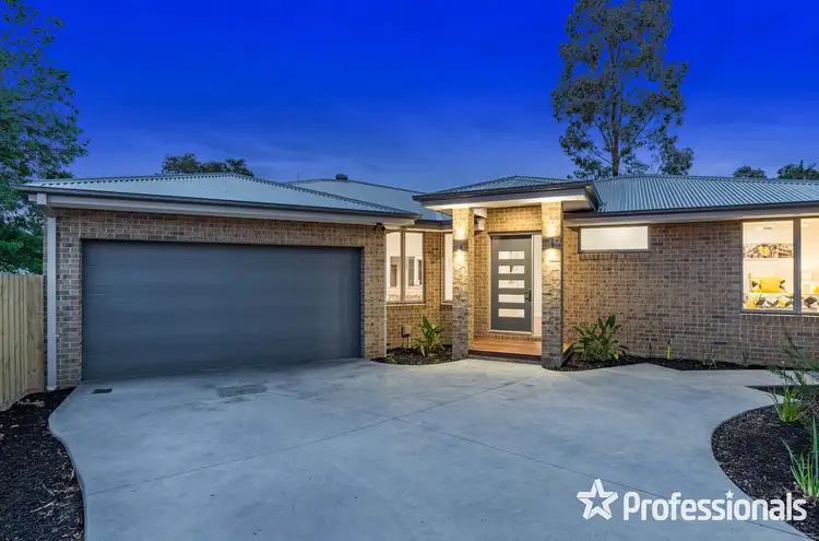 2a Carina Court, Kilsyth VIC 3137