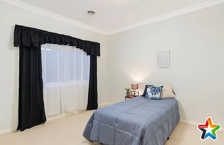 Sixth view of Homely unit listing, 2/64 Cardigan Road, Mooroolbark VIC 3138