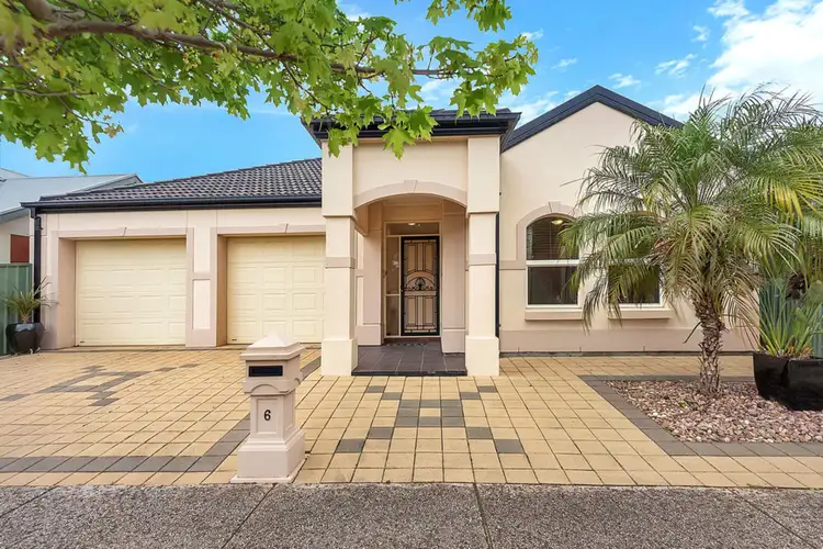 6 Maple Circuit, Mawson Lakes SA 5095