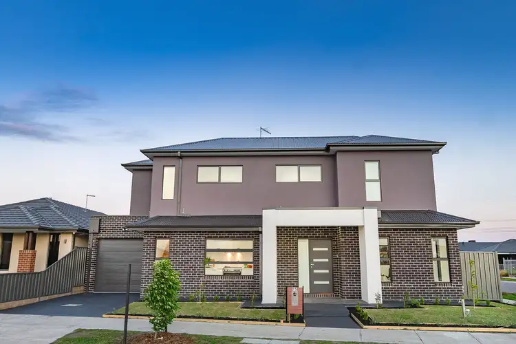 95 Arena Avenue, Roxburgh Park VIC 3064