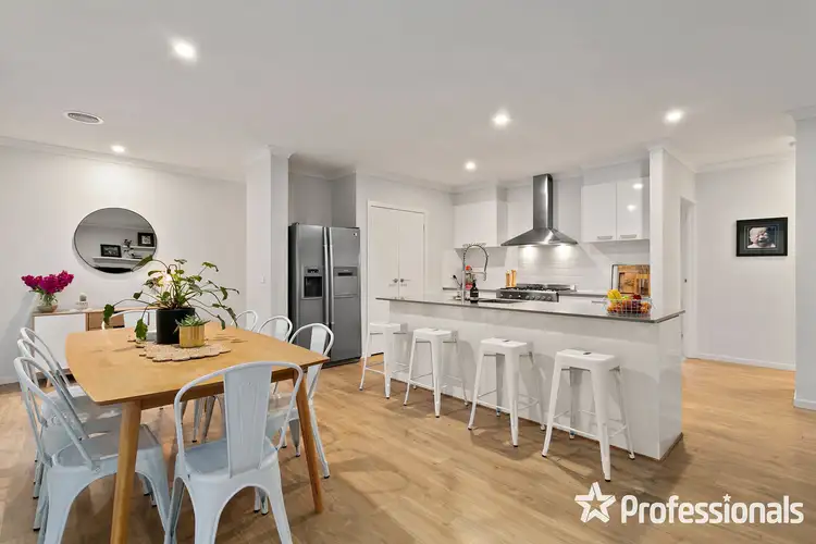 Sixth view of Homely house listing, 1 Guest House Close, Seville VIC 3139