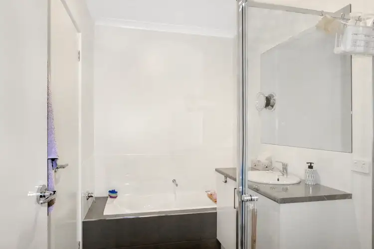 Sixth view of Homely unit listing, 2/20 Dowding Street, California Gully VIC 3556