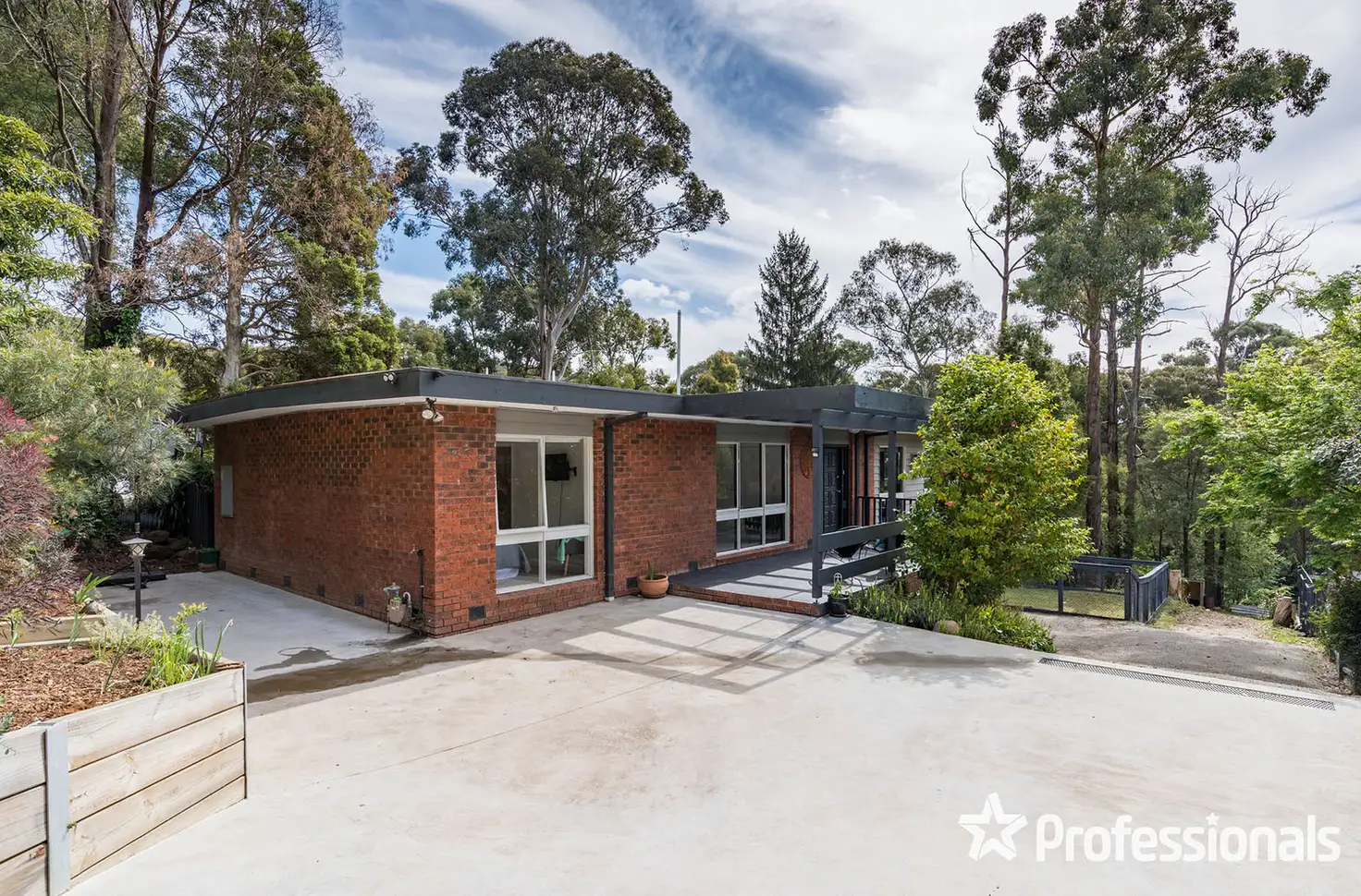 Main view of Homely house listing, 24 Priestley Crescent, Mount Evelyn VIC 3796
