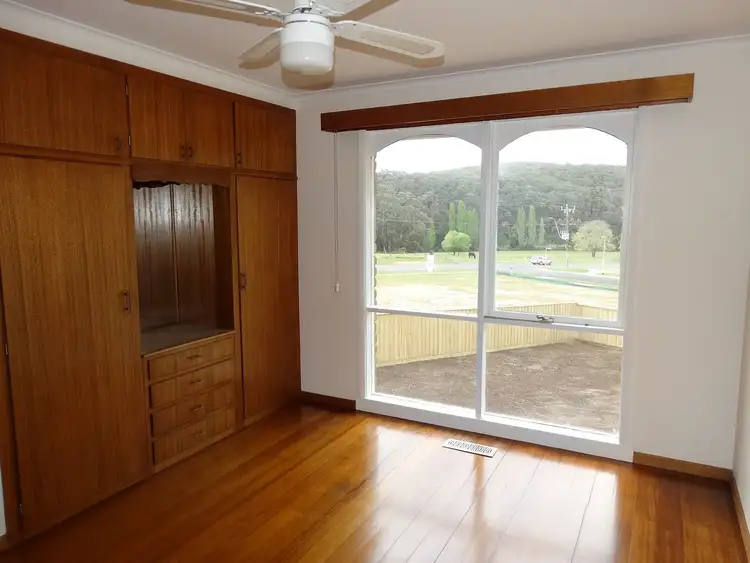 Sixth view of Homely house listing, 5 Hillview Road, Brown Hill VIC 3350