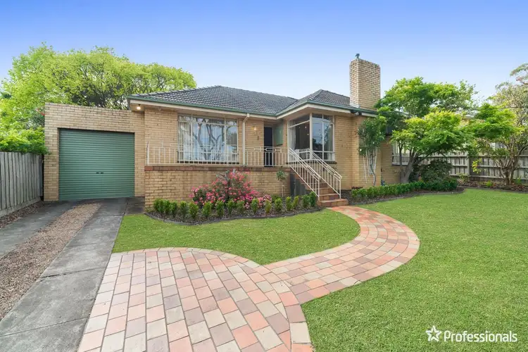 3 Carina Close, Wantirna South VIC 3152