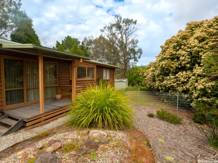 Sixth view of Homely house listing, 2 Buxton Rise, Buxton VIC 3711