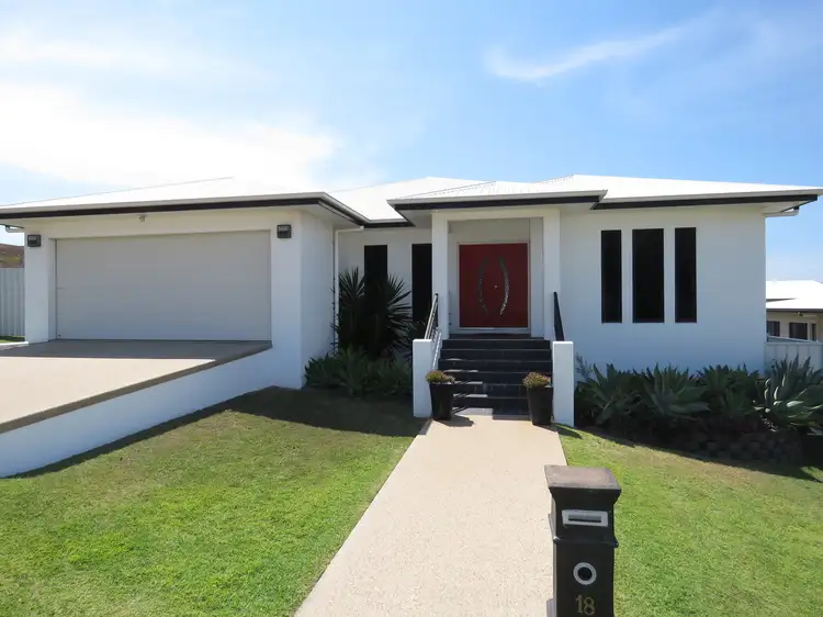 18 Reynolds Street, Bowen QLD 4805