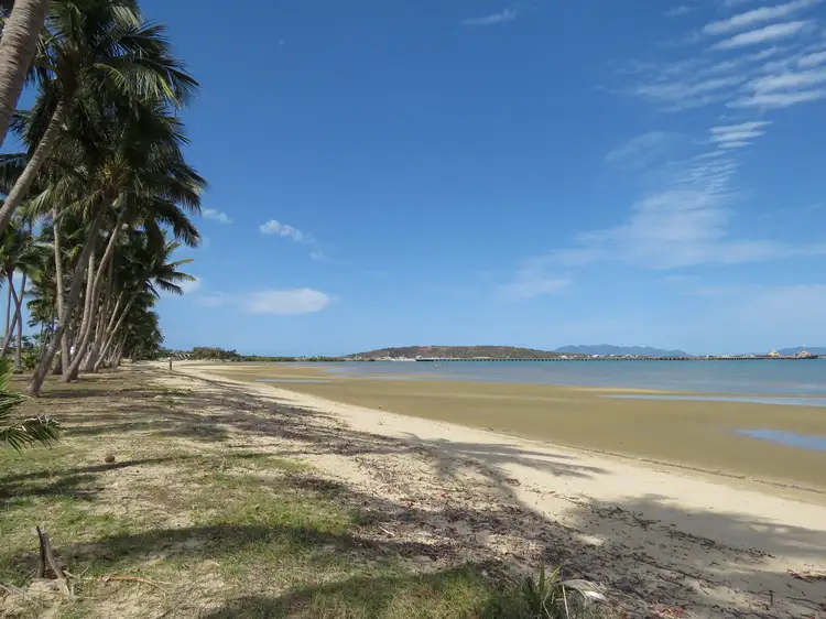 23 Thomas Street, Bowen QLD 4805