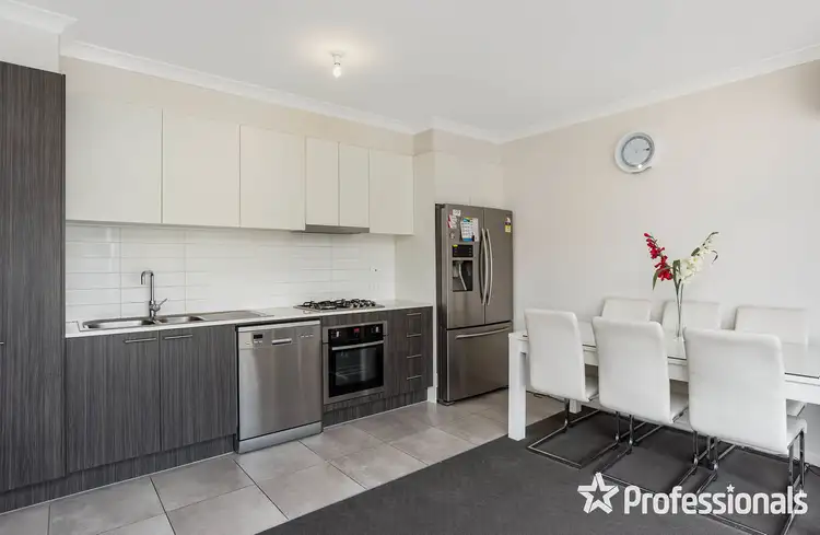 Sixth view of Homely townhouse listing, 2 English Close, Mooroolbark VIC 3138