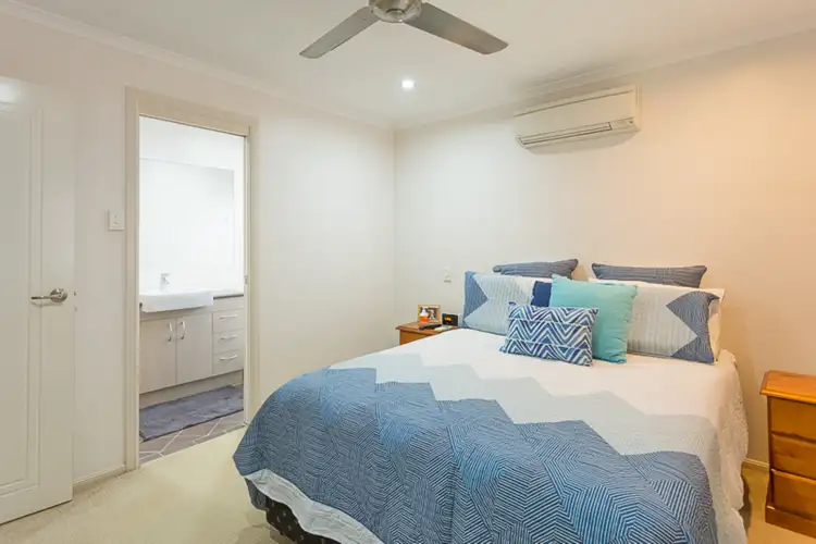 Sixth view of Homely house listing, 2/2 Foundation Street, Glenella QLD 4740