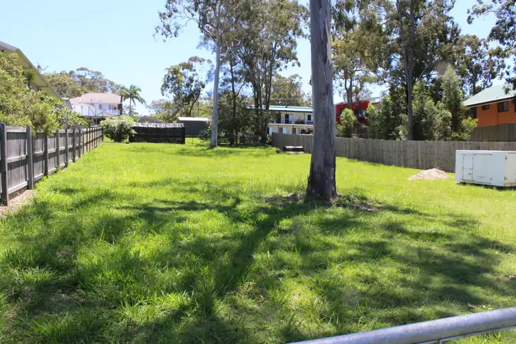 50 beelong Street, Macleay Island QLD 4184