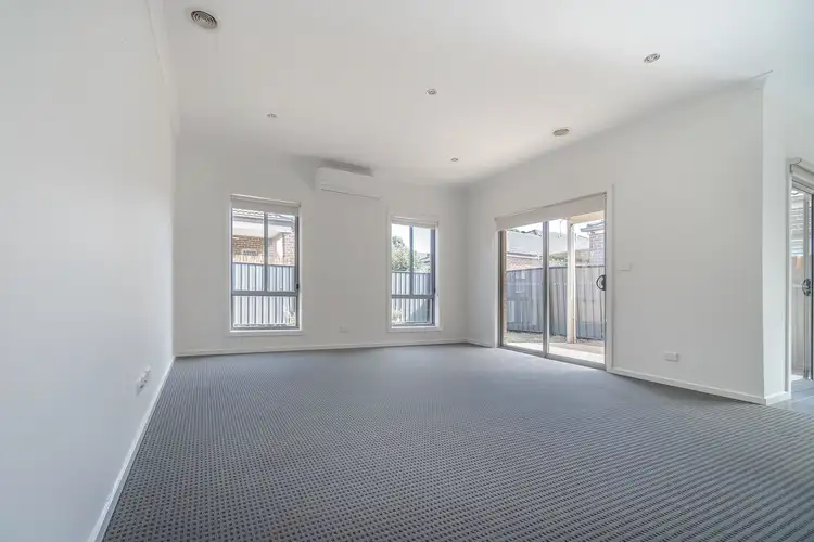 Sixth view of Homely house listing, 3 Penny Lane, Craigieburn VIC 3064