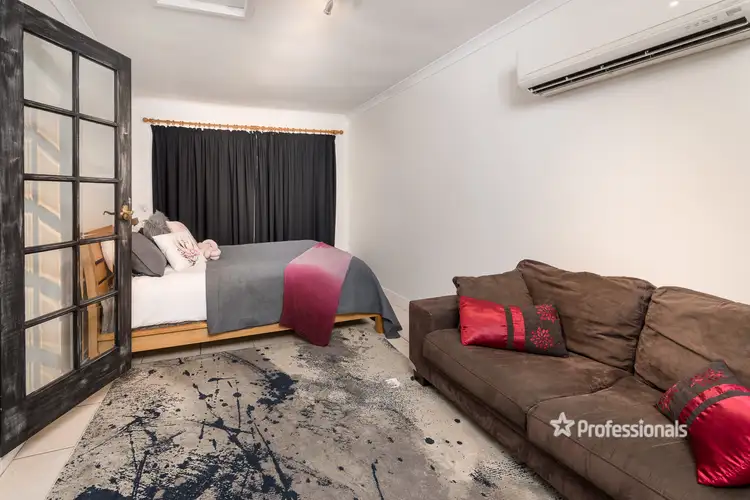 Second view of Homely house listing, 19 Hillview Drive, Hillcrest QLD 4118