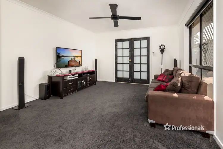 Fourth view of Homely house listing, 19 Hillview Drive, Hillcrest QLD 4118