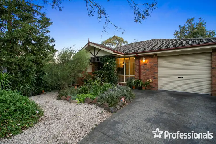 Main view of Homely unit listing, 2/11 Gary Court, Croydon VIC 3136