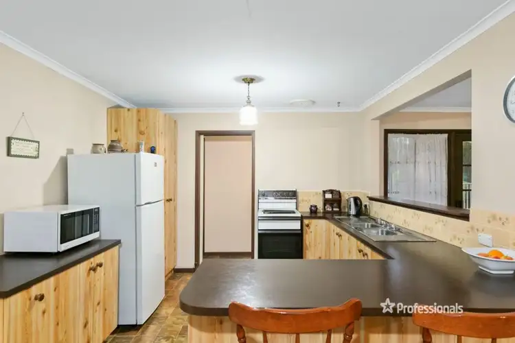 Sixth view of Homely house listing, 32 Russell Road, Seville VIC 3139