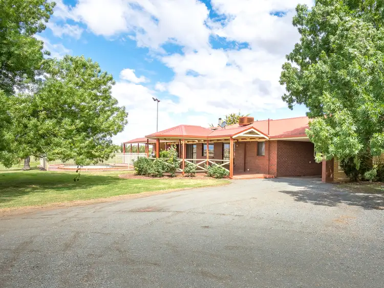 229 River Road, Kialla VIC 3631