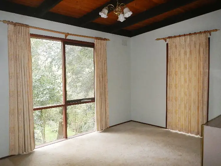Fifth view of Homely house listing, 2 Adrienne Court, Millgrove VIC 3799