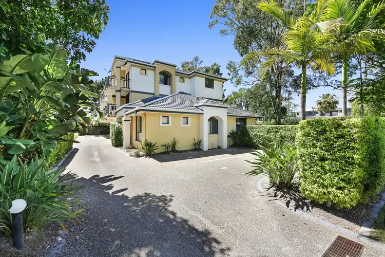 3/129 Muir Street, Labrador QLD 4215