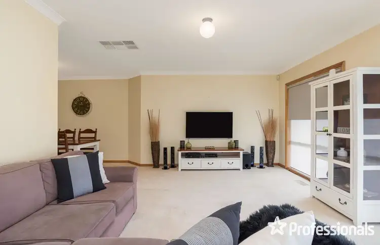 Second view of Homely house listing, 5 Katherine Place, Mount Evelyn VIC 3796