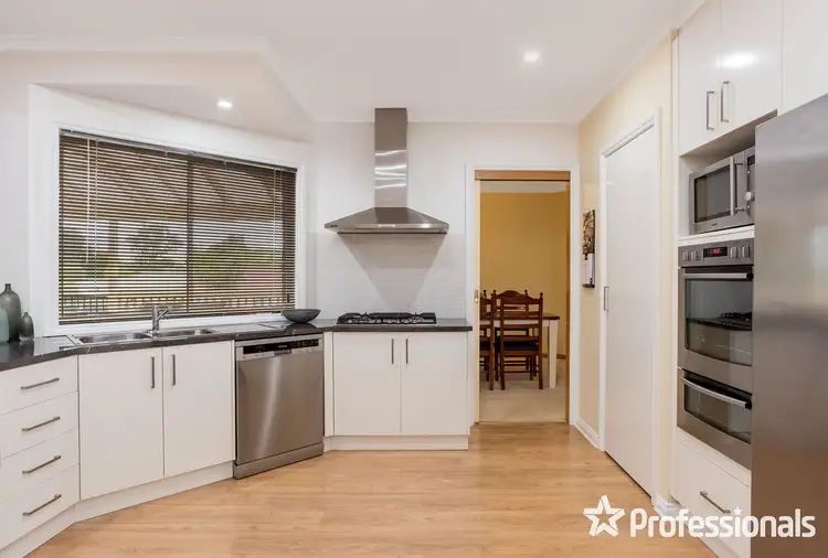 Fifth view of Homely house listing, 5 Katherine Place, Mount Evelyn VIC 3796