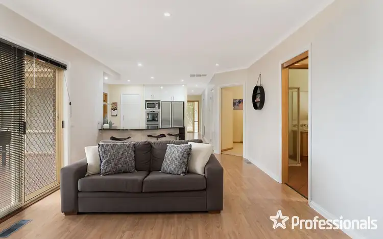 Sixth view of Homely house listing, 5 Katherine Place, Mount Evelyn VIC 3796