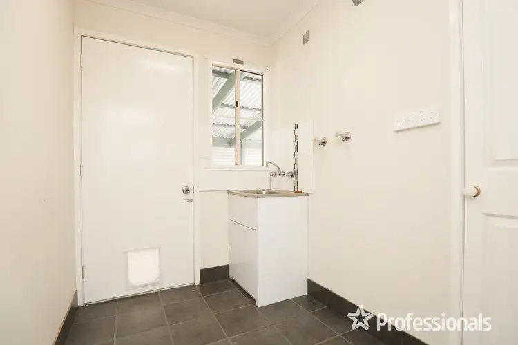 Fourth view of Homely unit listing, Cabin 8/498 Sturt Highway, Mildura VIC 3500