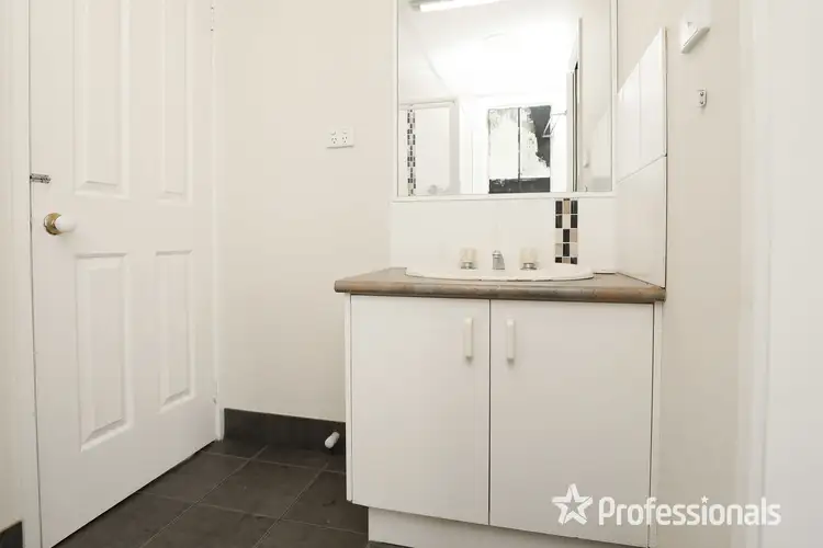 Sixth view of Homely unit listing, Cabin 8/498 Sturt Highway, Mildura VIC 3500