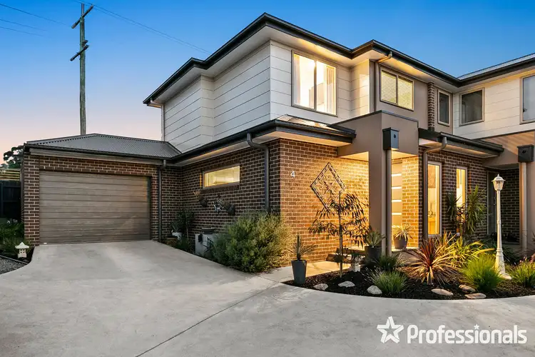Main view of Homely townhouse listing, 4 Evie Close, Lilydale VIC 3140