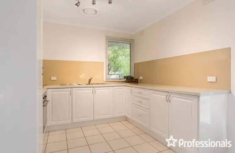 Fifth view of Homely unit listing, 2/26 Lusher Road, Croydon VIC 3136