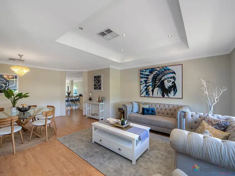 Second view of Homely house listing, 7 Excalibur Chase, Wattle Grove WA 6107